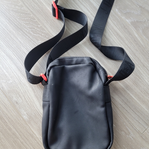 Jordan crossbody bag - Picture 3 of 5